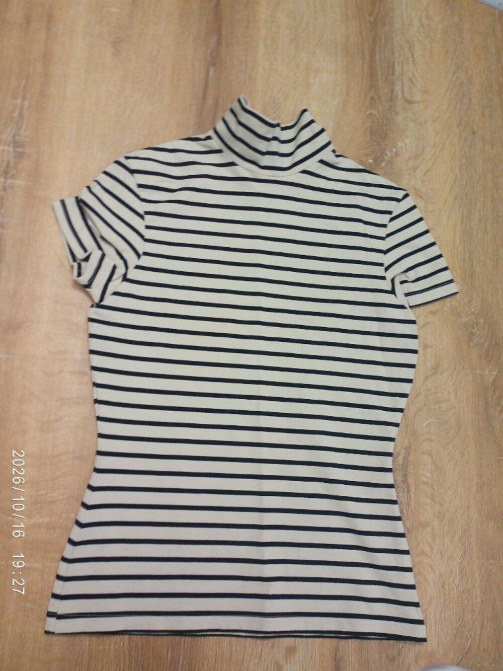 Striped Mock Neck Short Sleeve Top - Small Limited Brand Nylon & Spandex blend